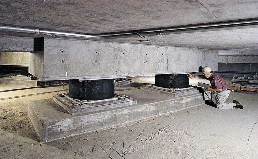 Base Isolation Seismic Design in New Orleans: Protecting Structures on Soft Soils